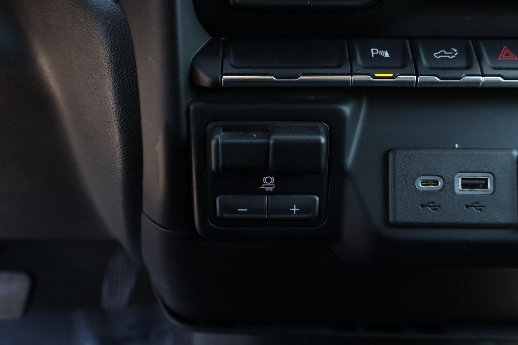 Used 2020 Chevrolet Silverado 2500 LT w/ Fleet Comfort Package image 35