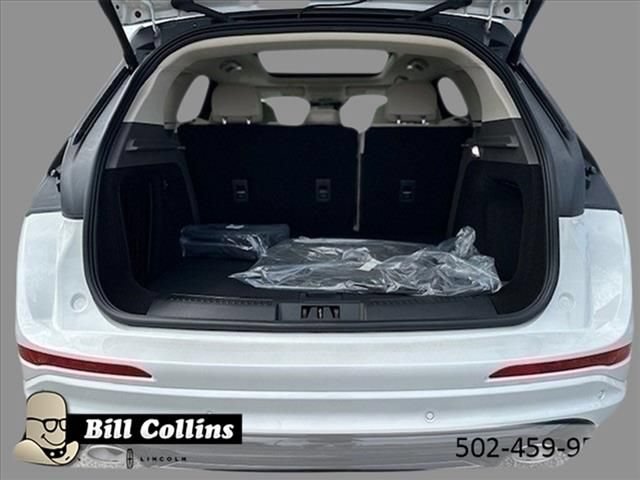 New 2024 Lincoln Corsair Grand Touring AWD/4WD image 7
