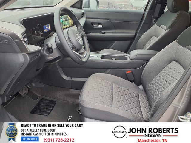 Certified 2025 Nissan Kicks SV image 4