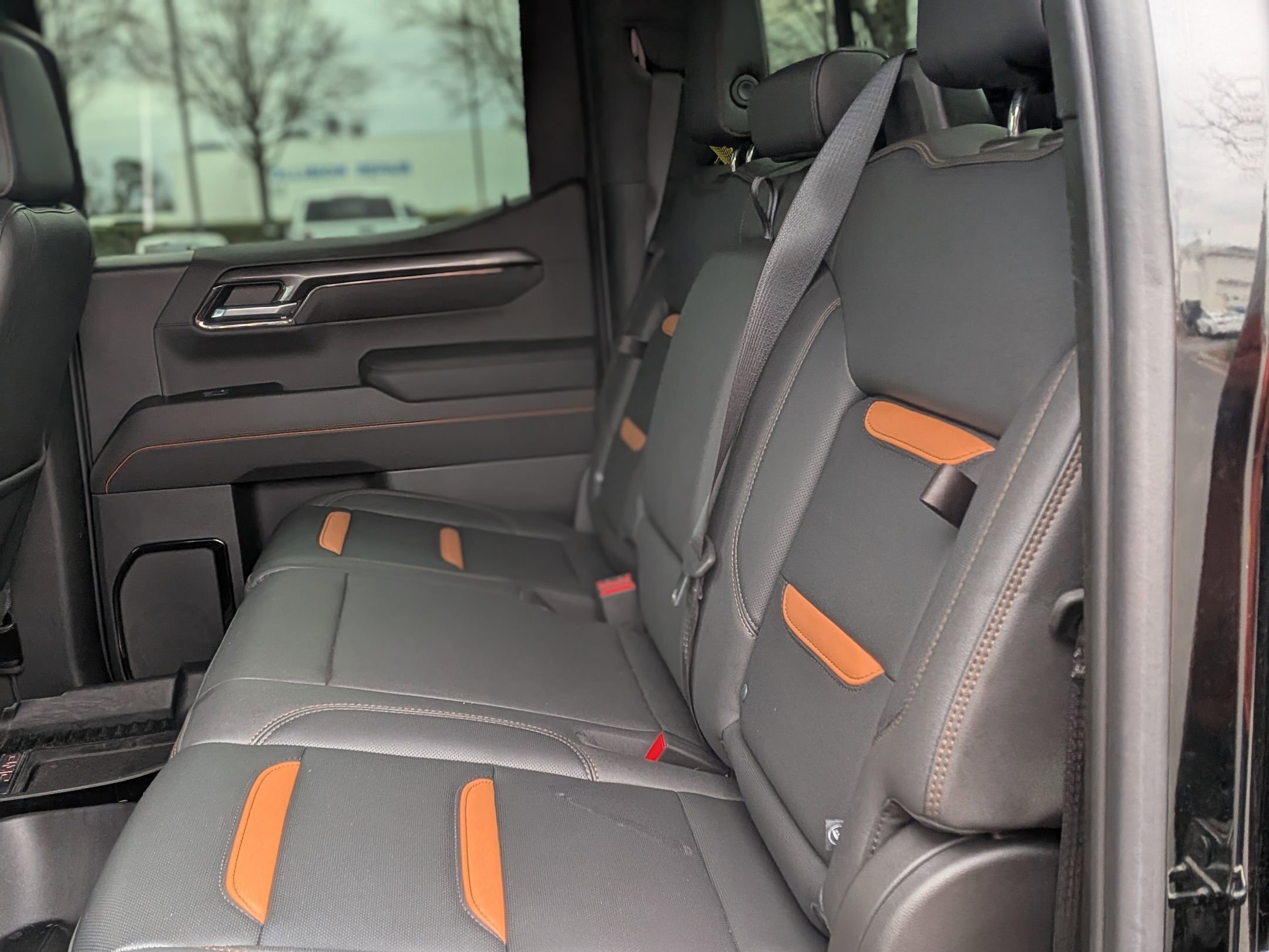 Certified 2023 GMC Sierra 1500 AT4 w/ AT4 Premium Package image 32