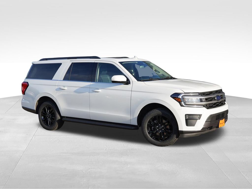 Used 2024 Ford Expedition Max XLT AWD/4WD image 2