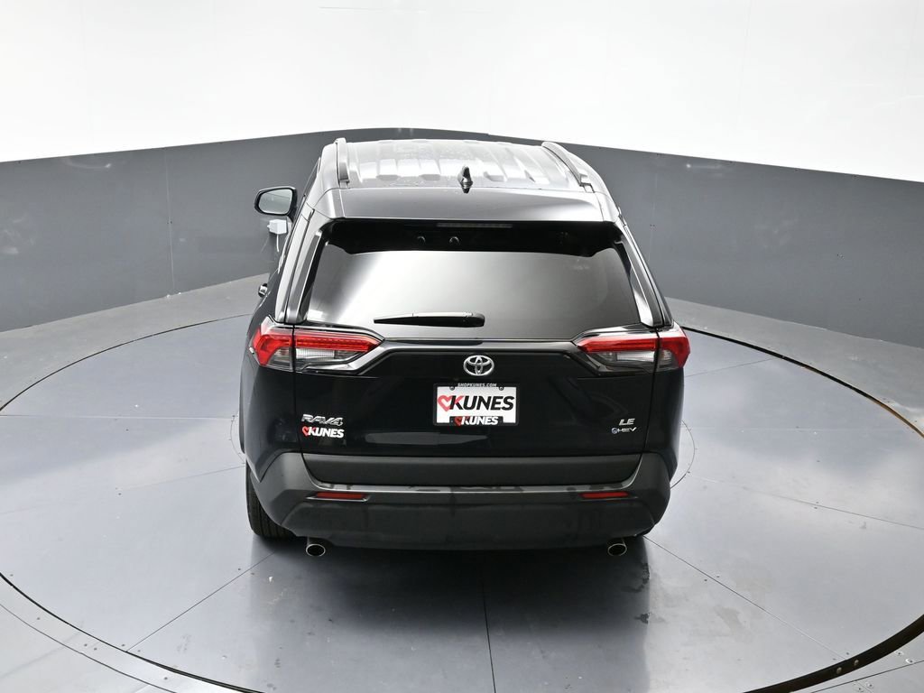 Used 2025 Toyota RAV4 LE image 46