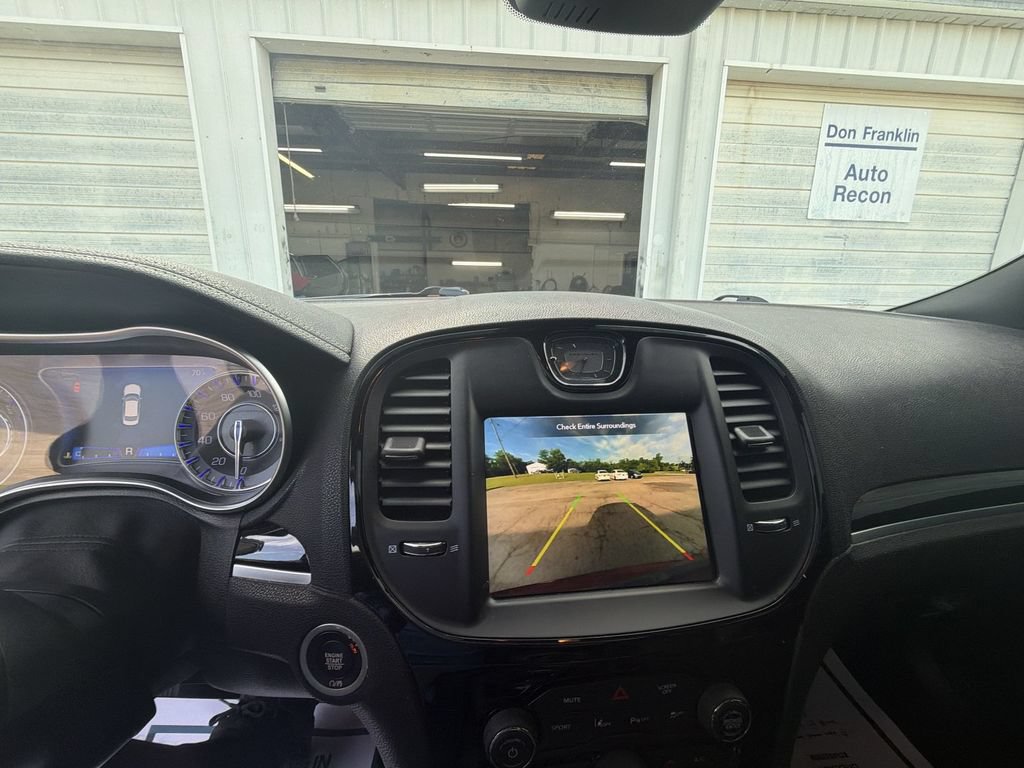 Used 2021 Chrysler 300 S w/ Comfort Group RWD image 17