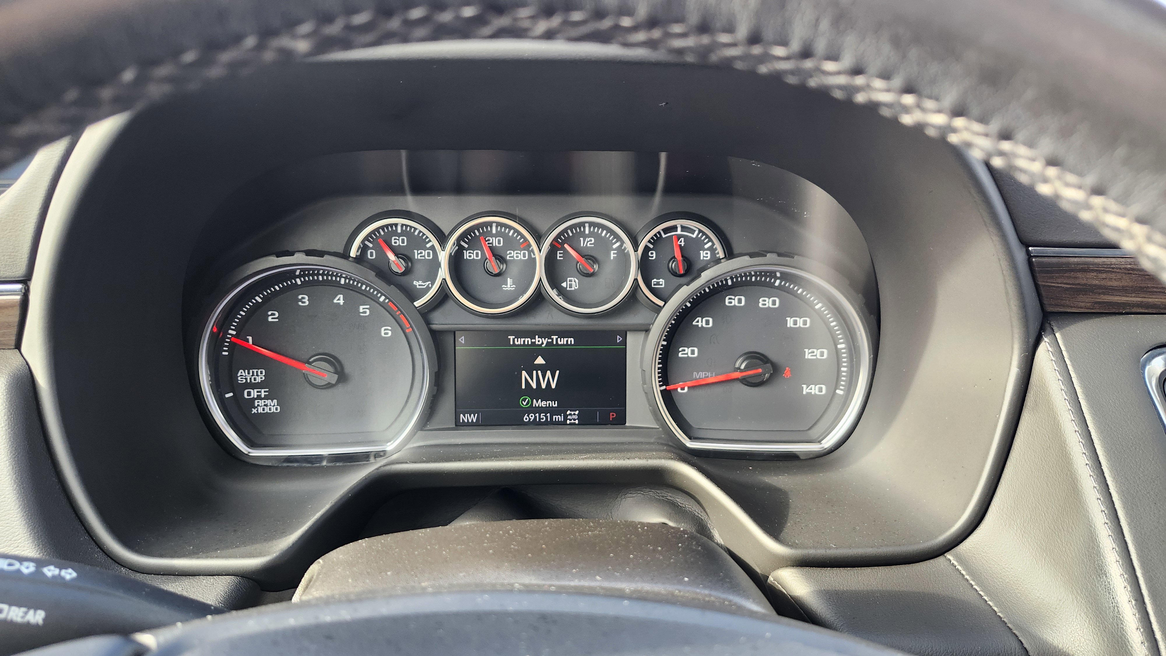 Used 2021 Chevrolet Tahoe LT w/ LT Signature Plus Package image 33