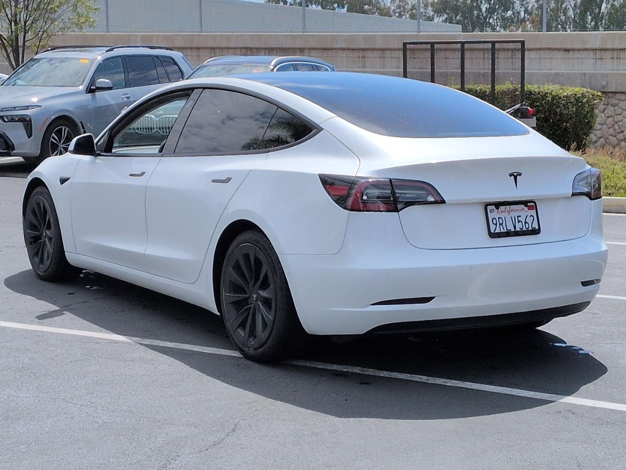 Used 2021 Tesla Model 3 Standard Range Plus RWD image 8