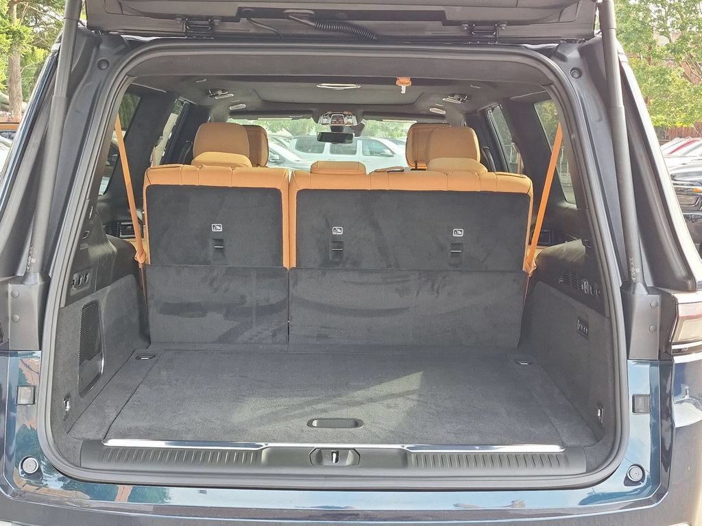 New 2026 Jeep Grand Wagoneer L Summit AWD/4WD image 10