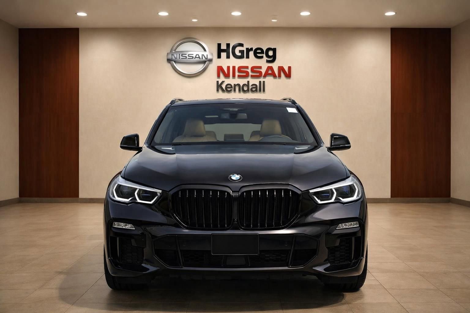 Used 2020 BMW X5 M50i w/ Executive Package image 5