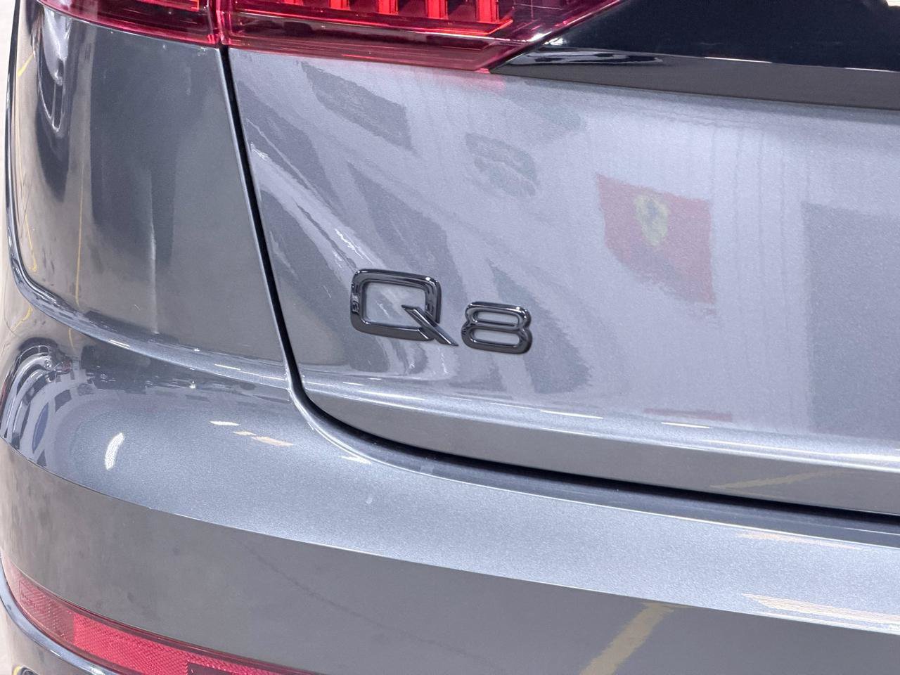 Used 2023 Audi Q8 Prestige AWD/4WD image 25