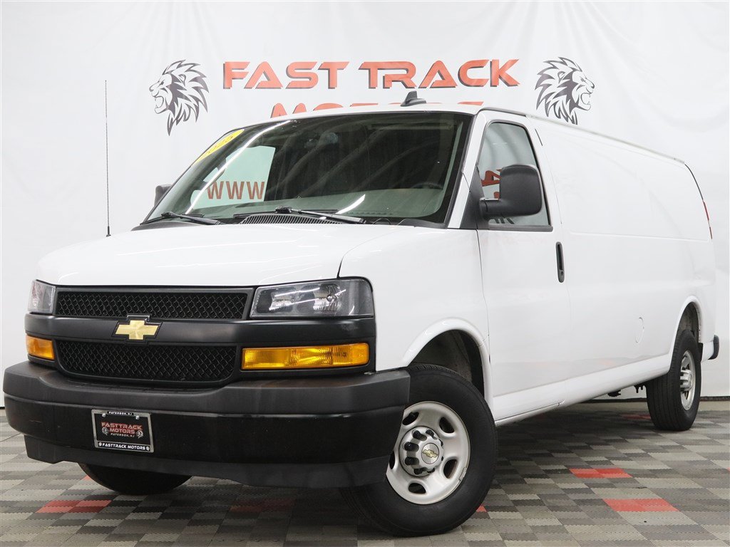 Used 2025 Chevrolet Express 2500 Extended w/ Driver Convenience Package RWD image 1