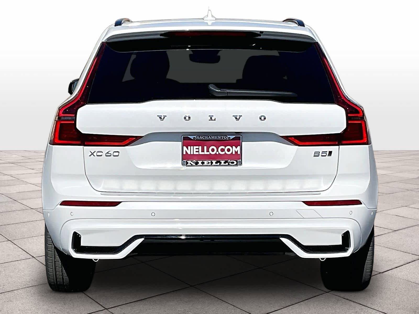 New 2026 Volvo XC60 B5 Plus w/ Climate Package image 6