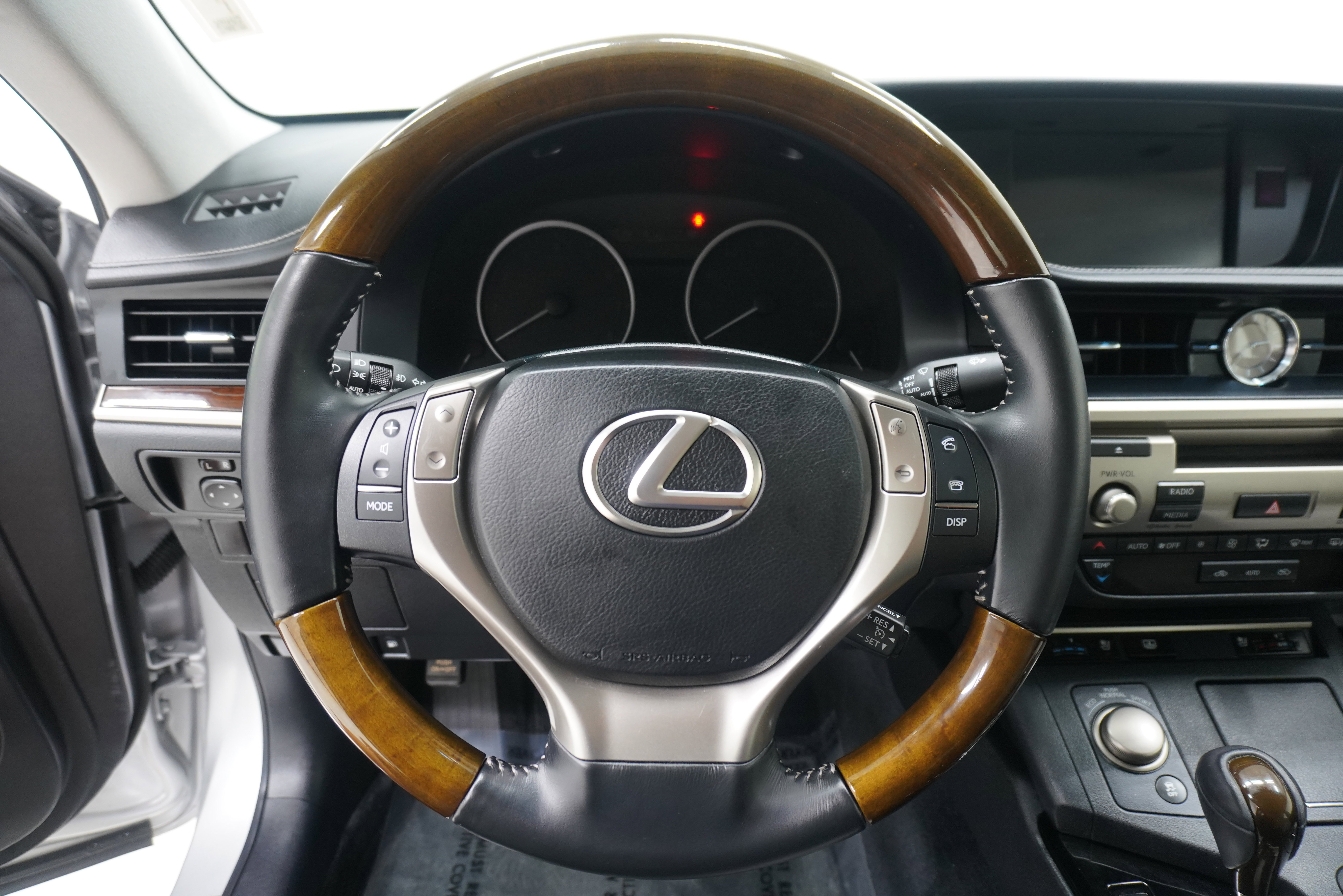 Used 2013 Lexus ES 350 w/ Luxury Pkg FWD image 17