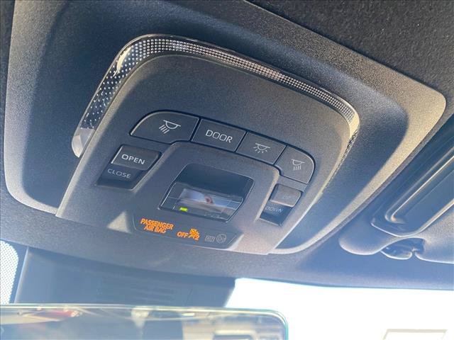 Certified 2026 Toyota Corolla XSE FWD image 21