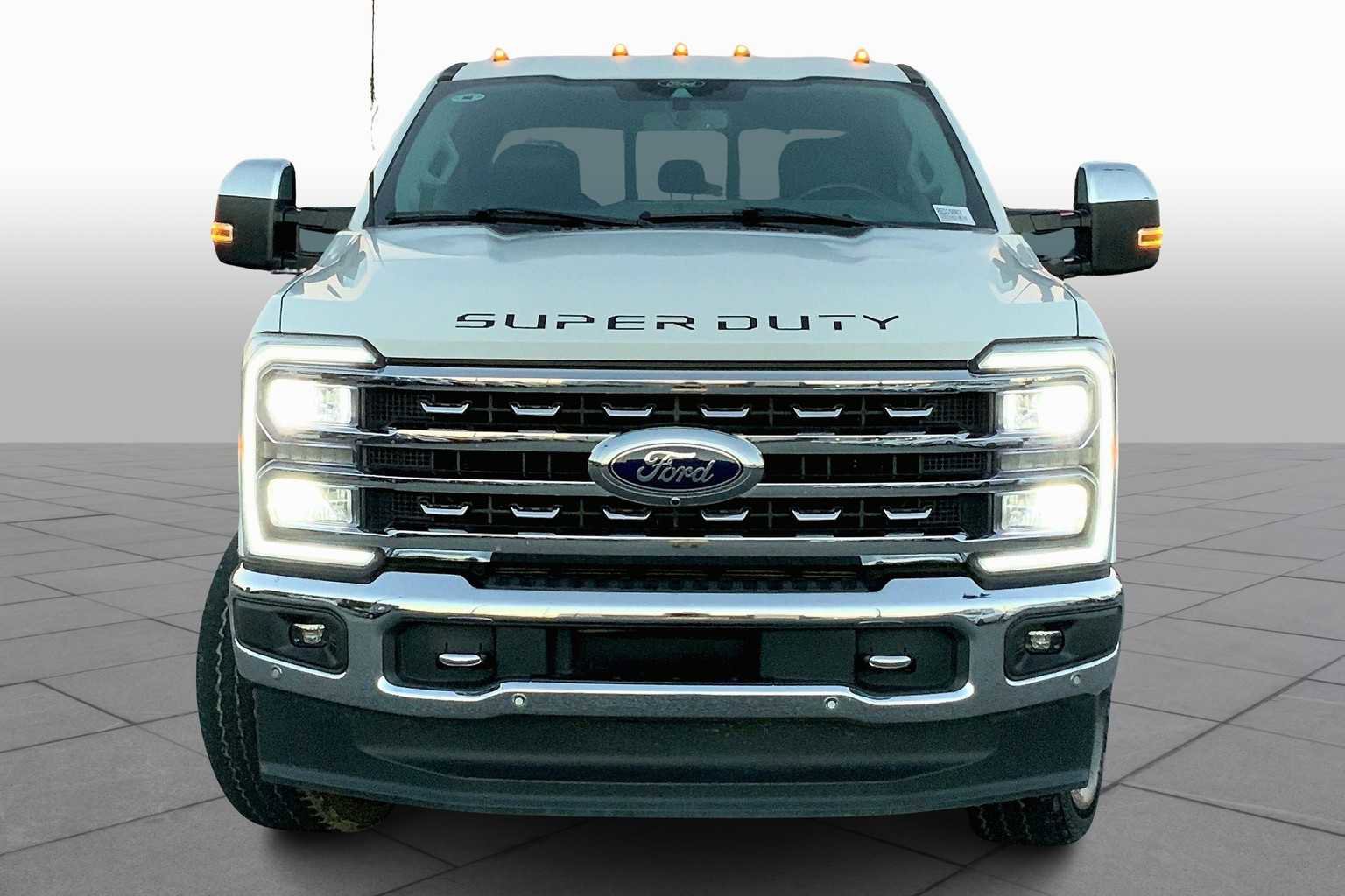 Used 2024 Ford F250 Lariat w/ Lariat Ultimate Package image 4