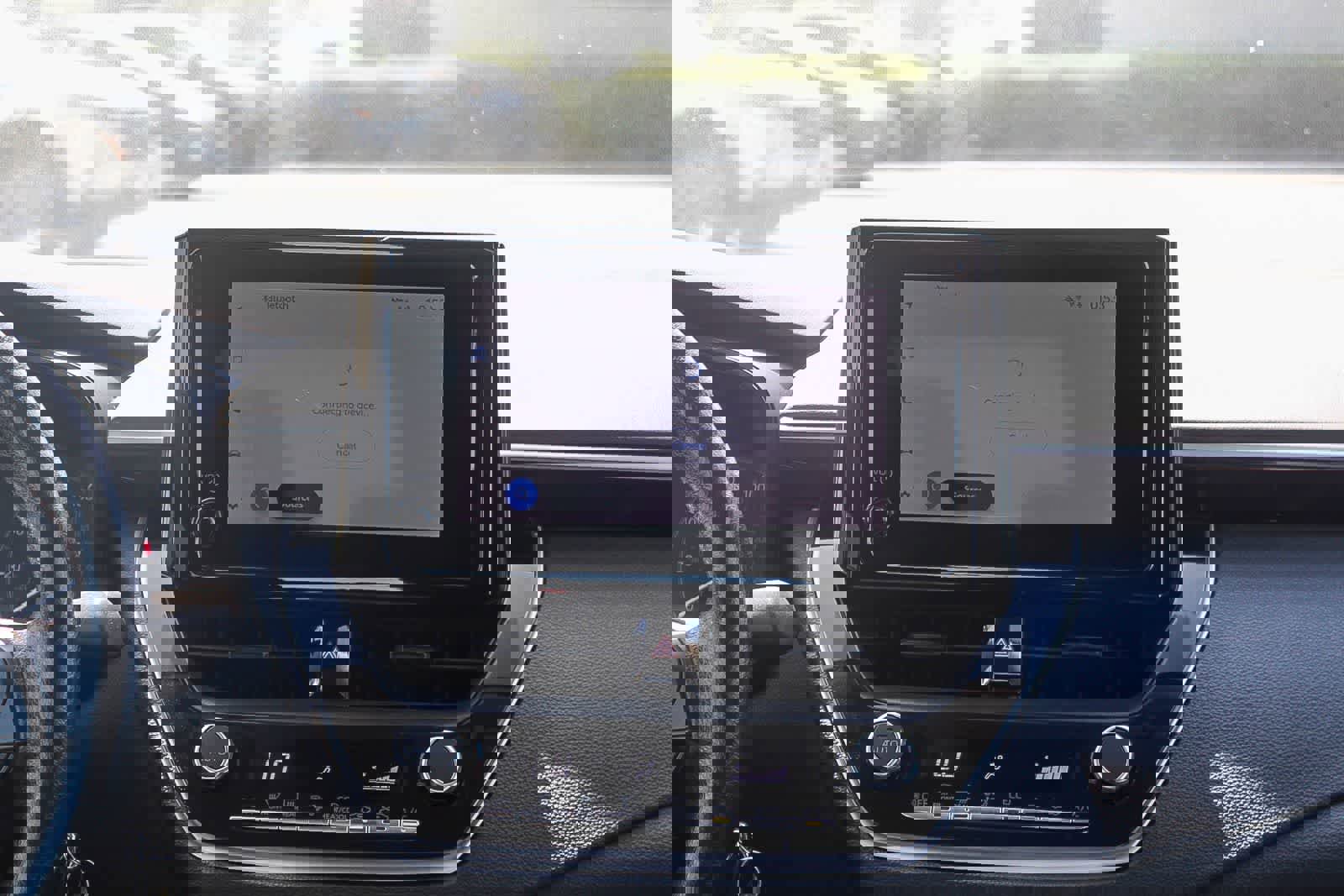 Used 2024 Toyota Corolla LE image 21