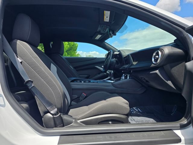 Used 2024 Chevrolet Camaro LT RWD image 15