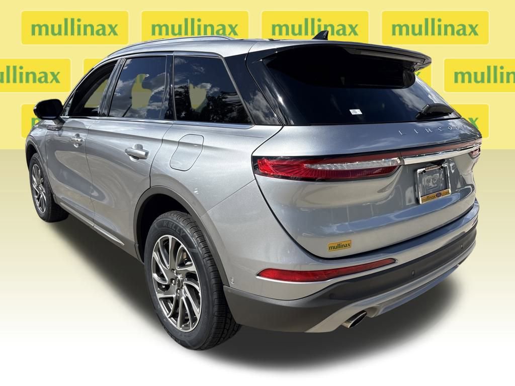 Used 2021 Lincoln Corsair FWD image 9