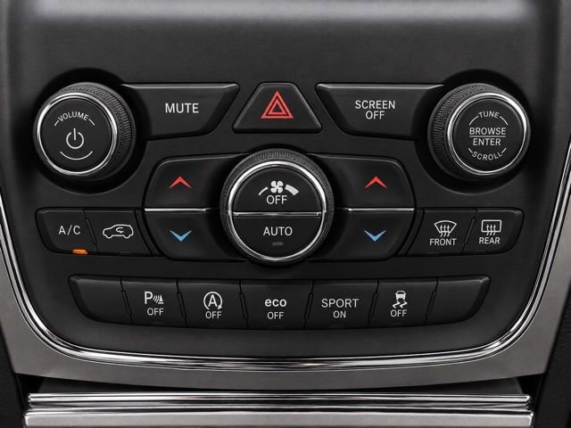 Used 2018 Jeep Grand Cherokee Laredo AWD/4WD image 30
