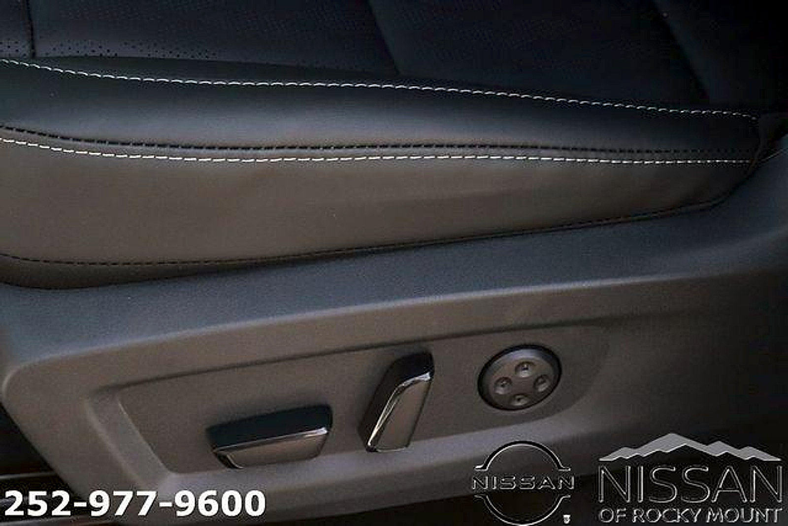 New 2026 Nissan Murano Platinum w/ Cargo Package AWD/4WD image 9