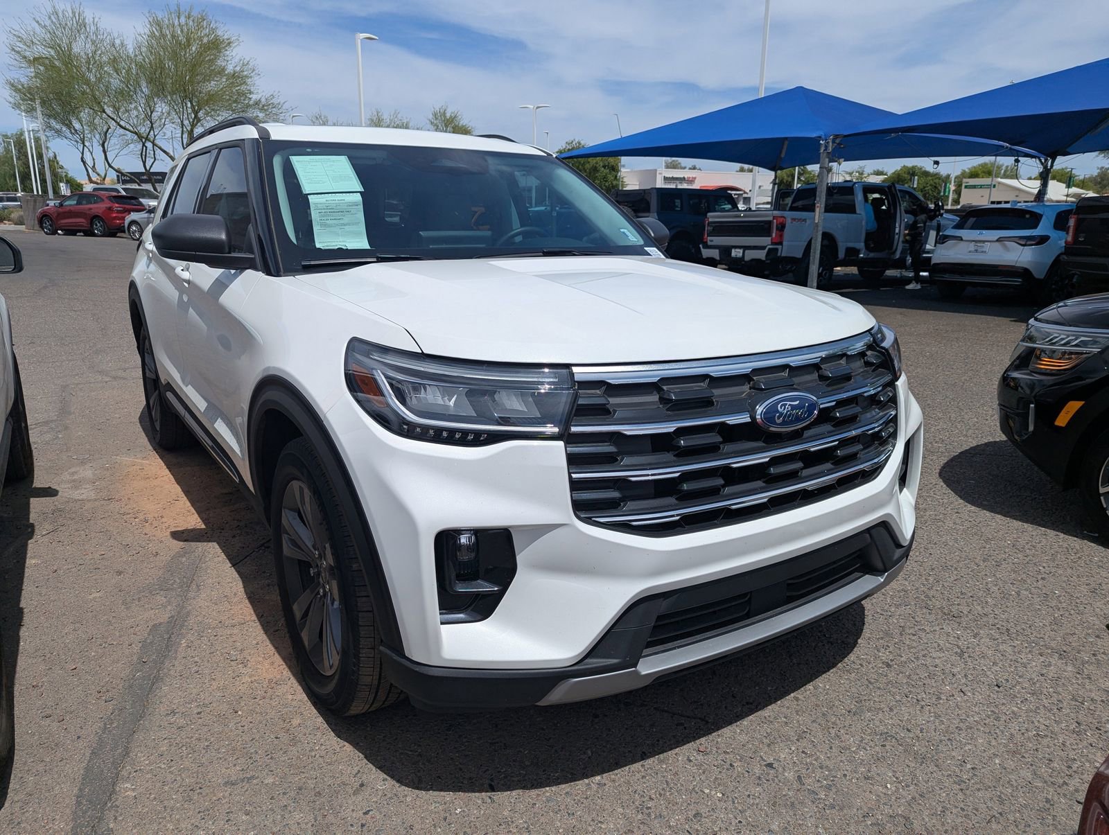 Certified 2025 Ford Explorer Active w/ Active Comfort Package AWD/4WD image 2