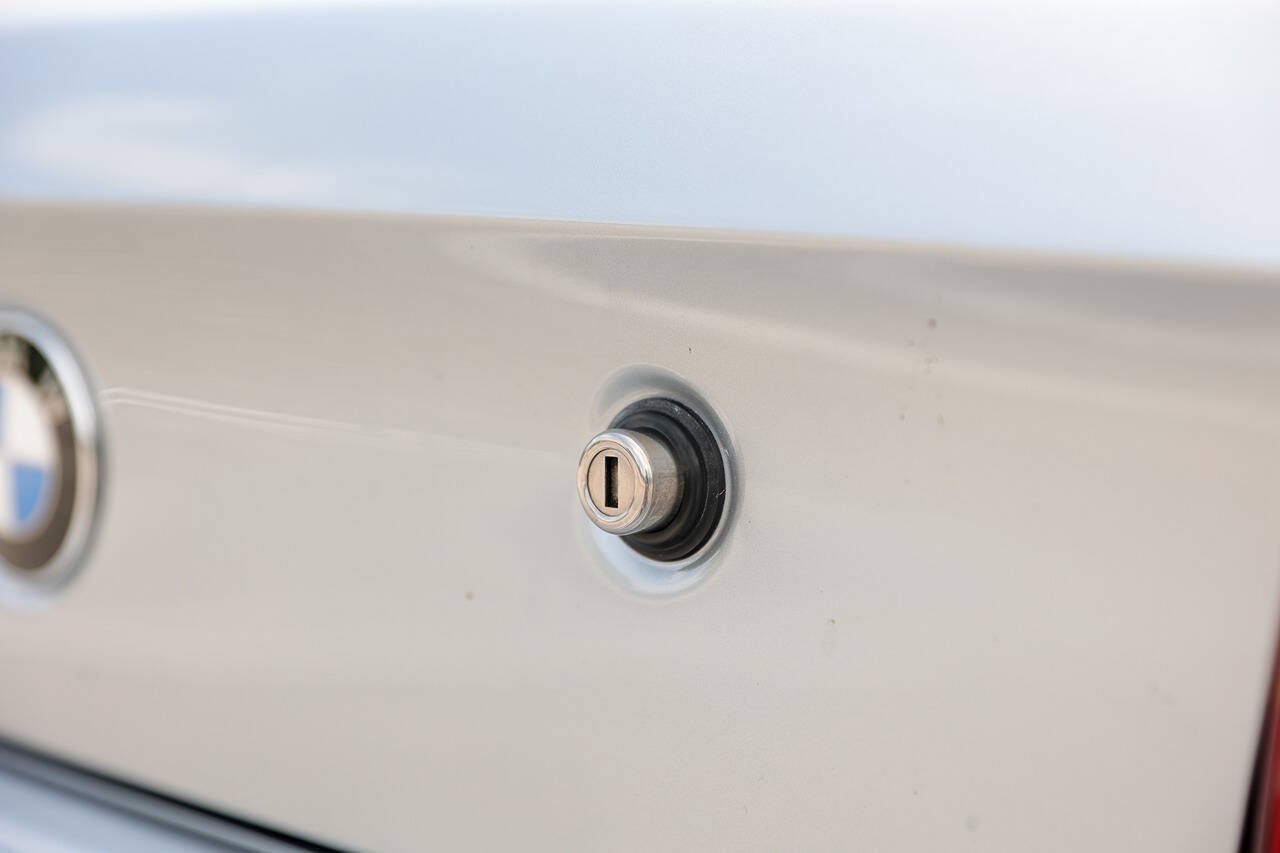 Used 1996 BMW Z3 1.9 RWD image 24