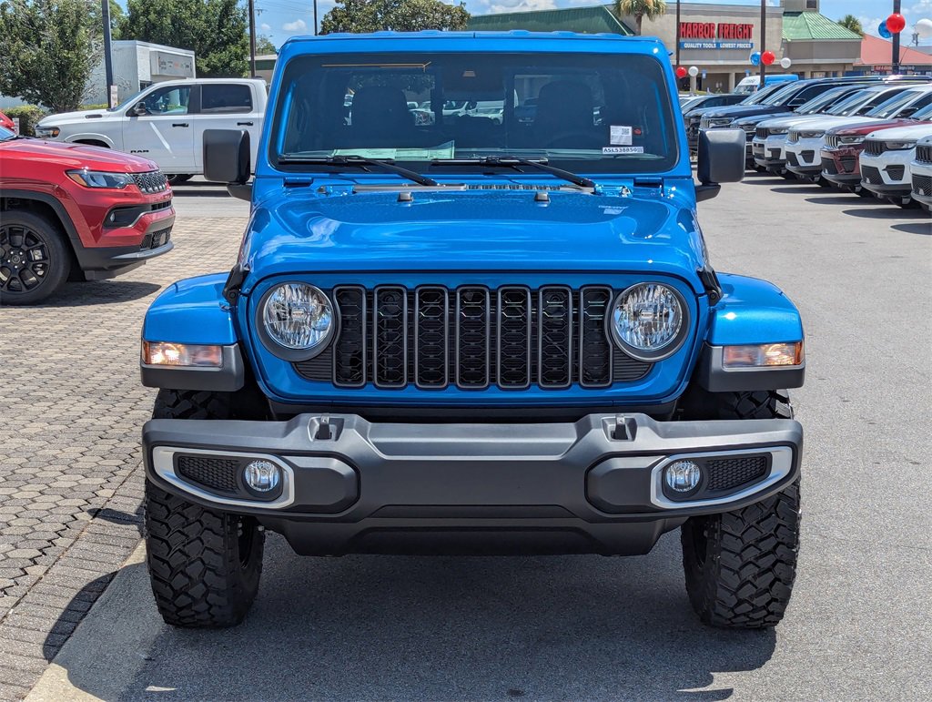 New 2025 Jeep Gladiator Sport image 10