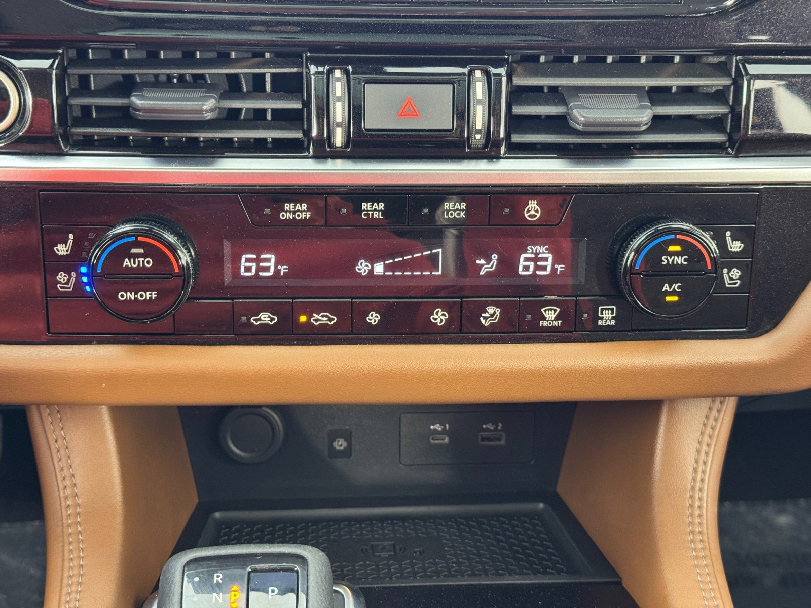 Used 2023 Nissan Pathfinder Platinum image 28