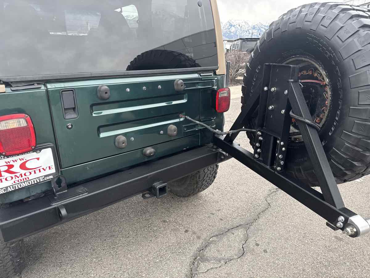 Used 1999 Jeep Wrangler Sahara image 14