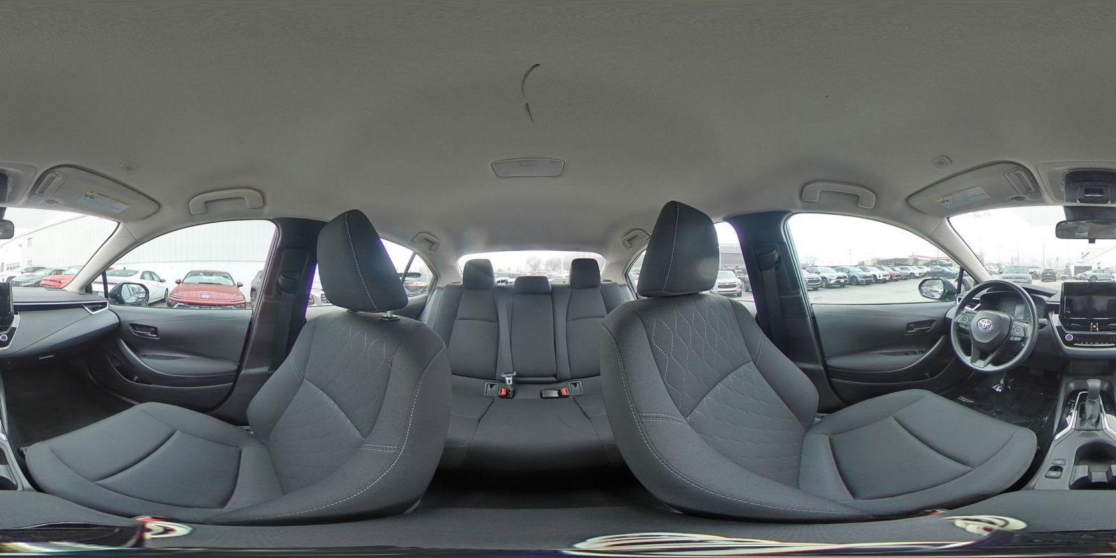 Used 2025 Toyota Corolla LE image 41