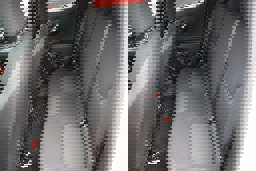 Used 2023 Jeep Renegade Trailhawk image 19