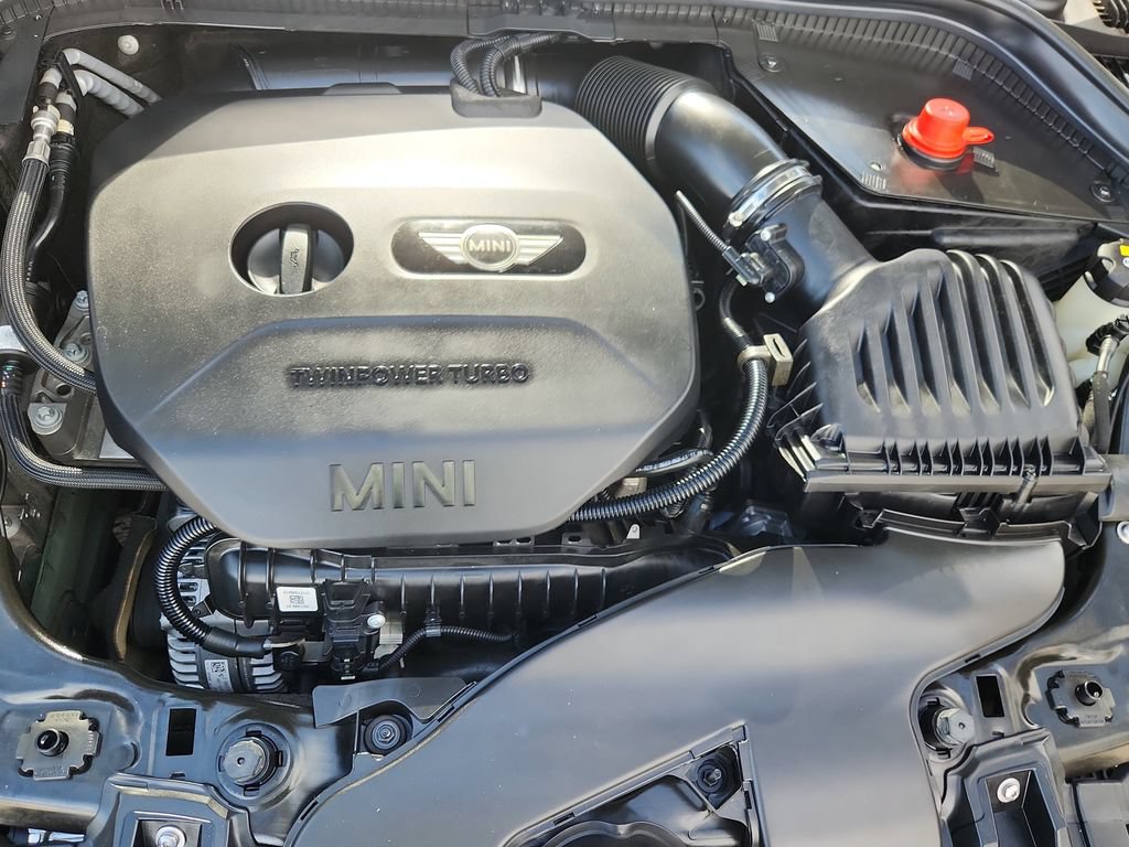Used 2018 MINI Cooper 4-Door Hardtop FWD image 15