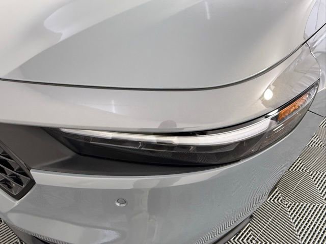 Used 2025 Honda Accord EX-L image 10
