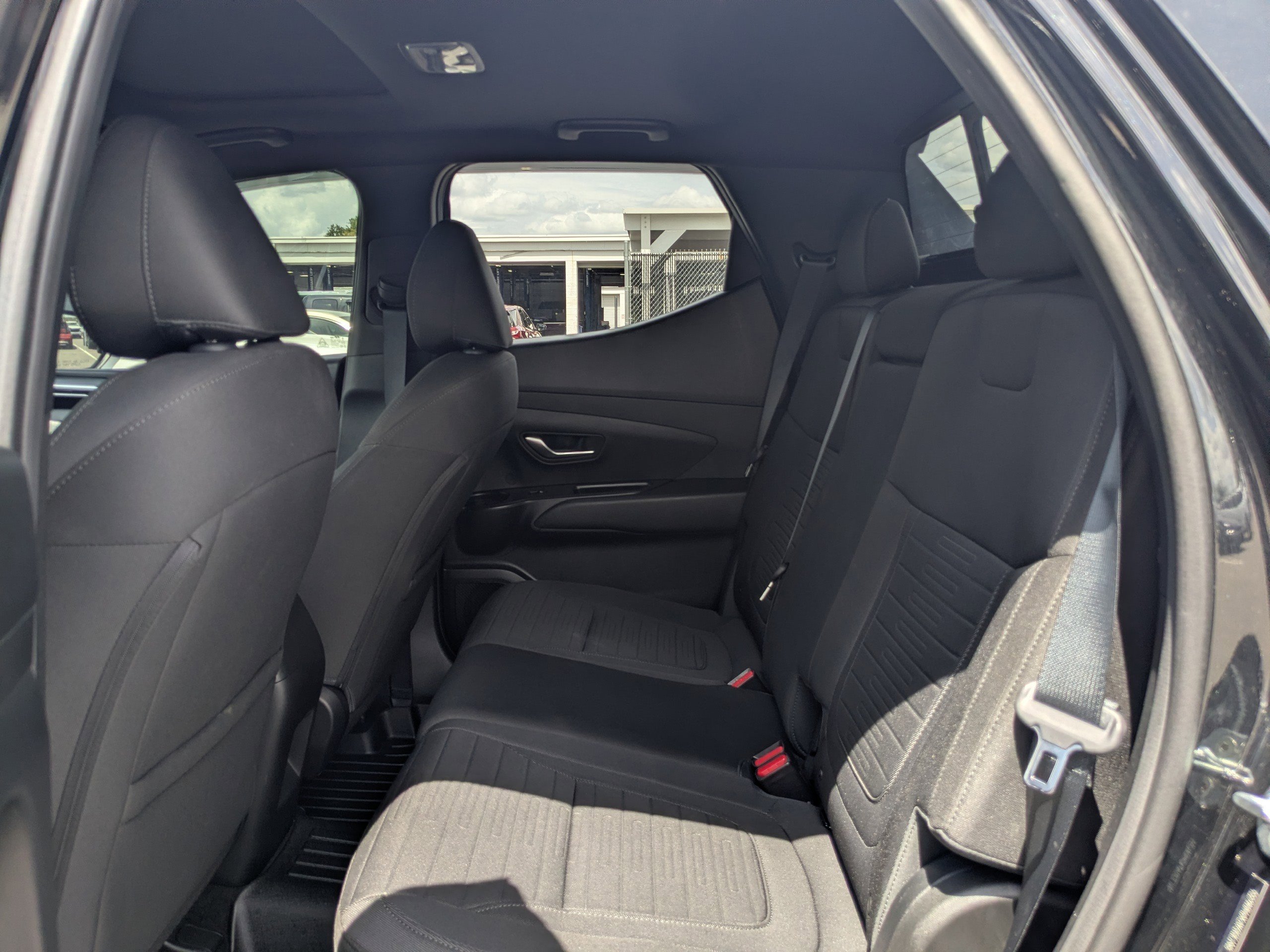 Used 2023 Hyundai Santa Cruz SEL Premium w/ Launch Package AWD/4WD image 13