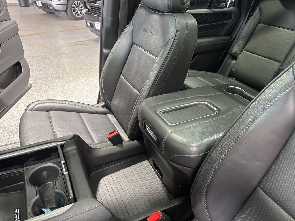 Used 2021 GMC Yukon Denali w/ LPO, Illumination Package image 34