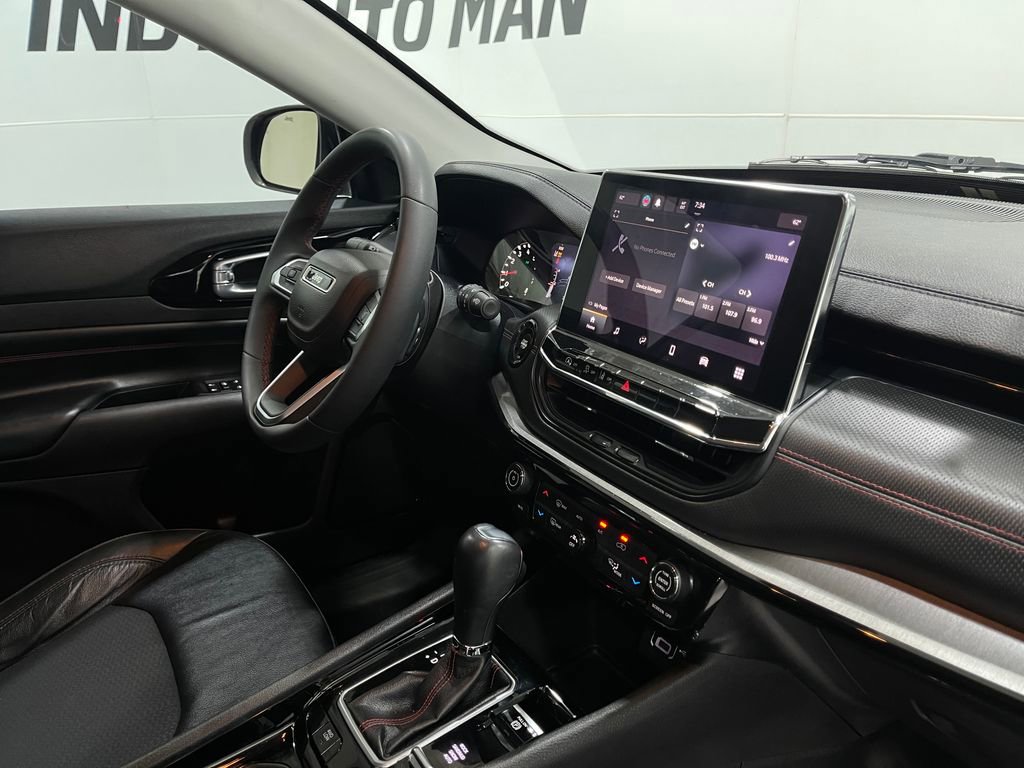 Used 2022 Jeep Compass Trailhawk image 18