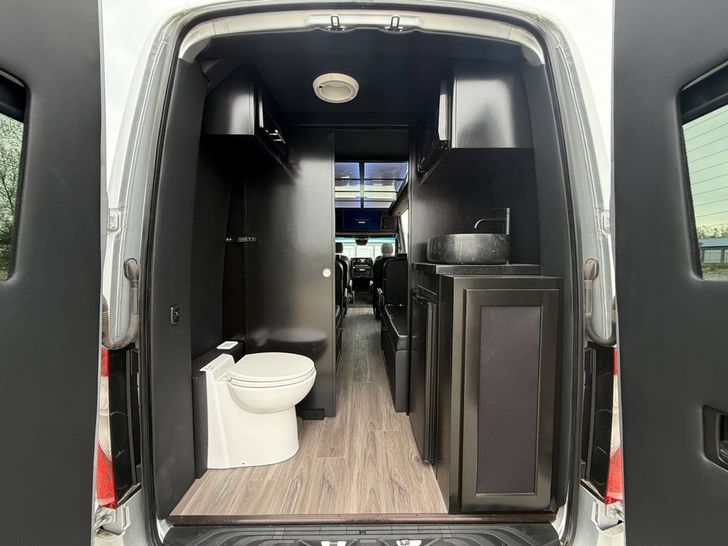 Used 2023 Mercedes-Benz Sprinter 3500 w/ Parking Package image 38