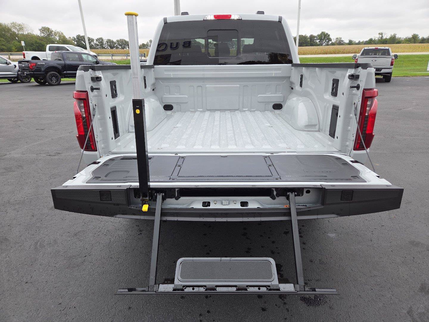 New 2026 Ford F150 XLT w/ Equipment Group 302A MID AWD/4WD image 18