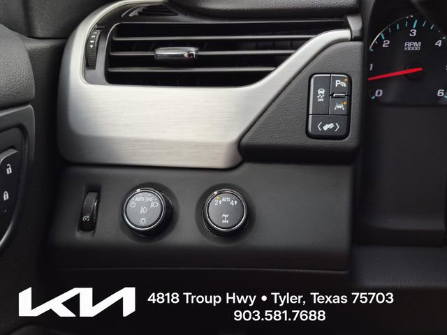 Used 2018 GMC Yukon XL SLT AWD/4WD image 35