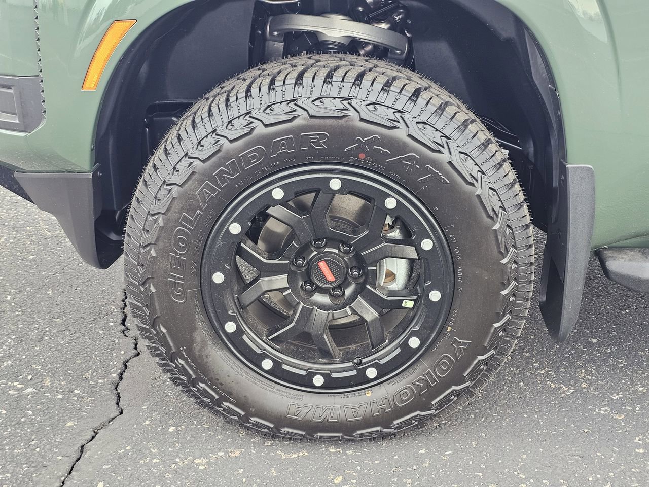 New 2026 Nissan Frontier SV image 9