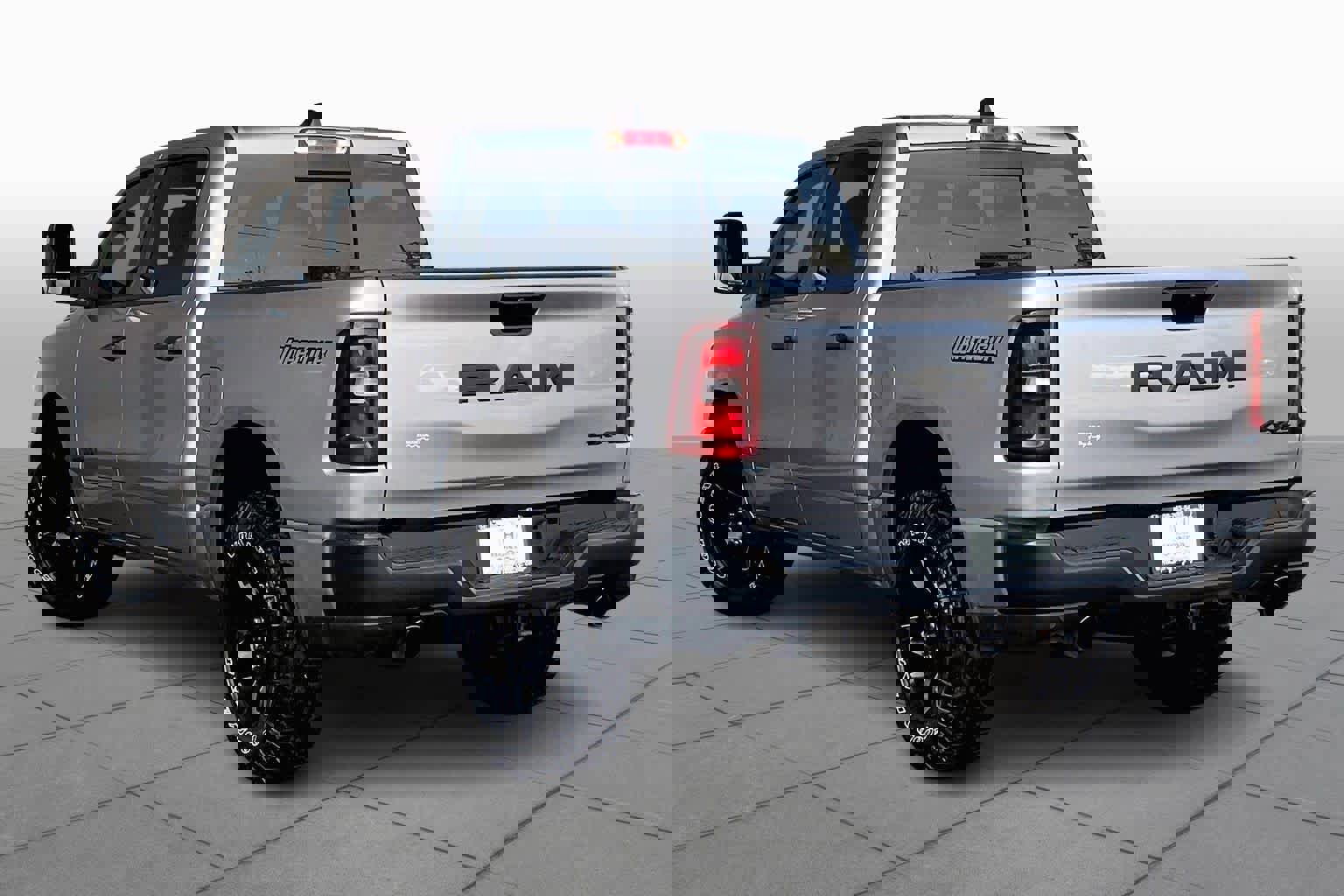 Used 2025 RAM 1500 Classic Warlock image 12