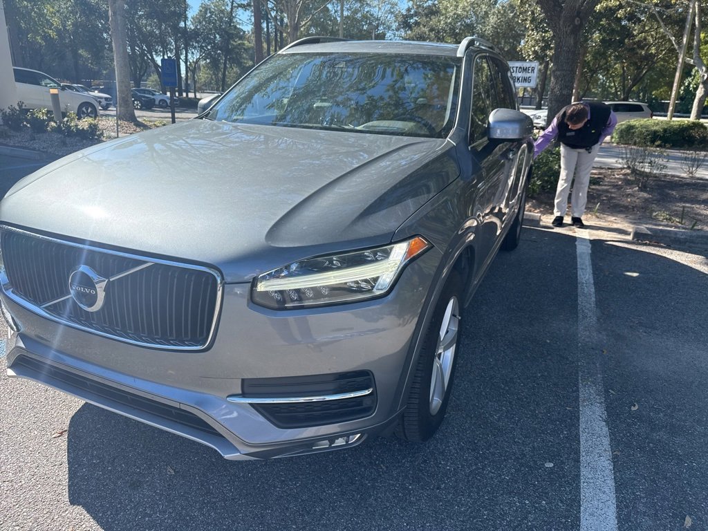 Used 2017 Volvo XC90 T5 Momentum w/ Vision Package