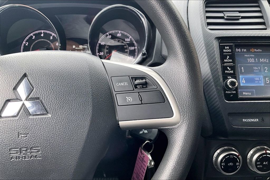 Used 2020 Mitsubishi Outlander Sport SE AWD/4WD image 18
