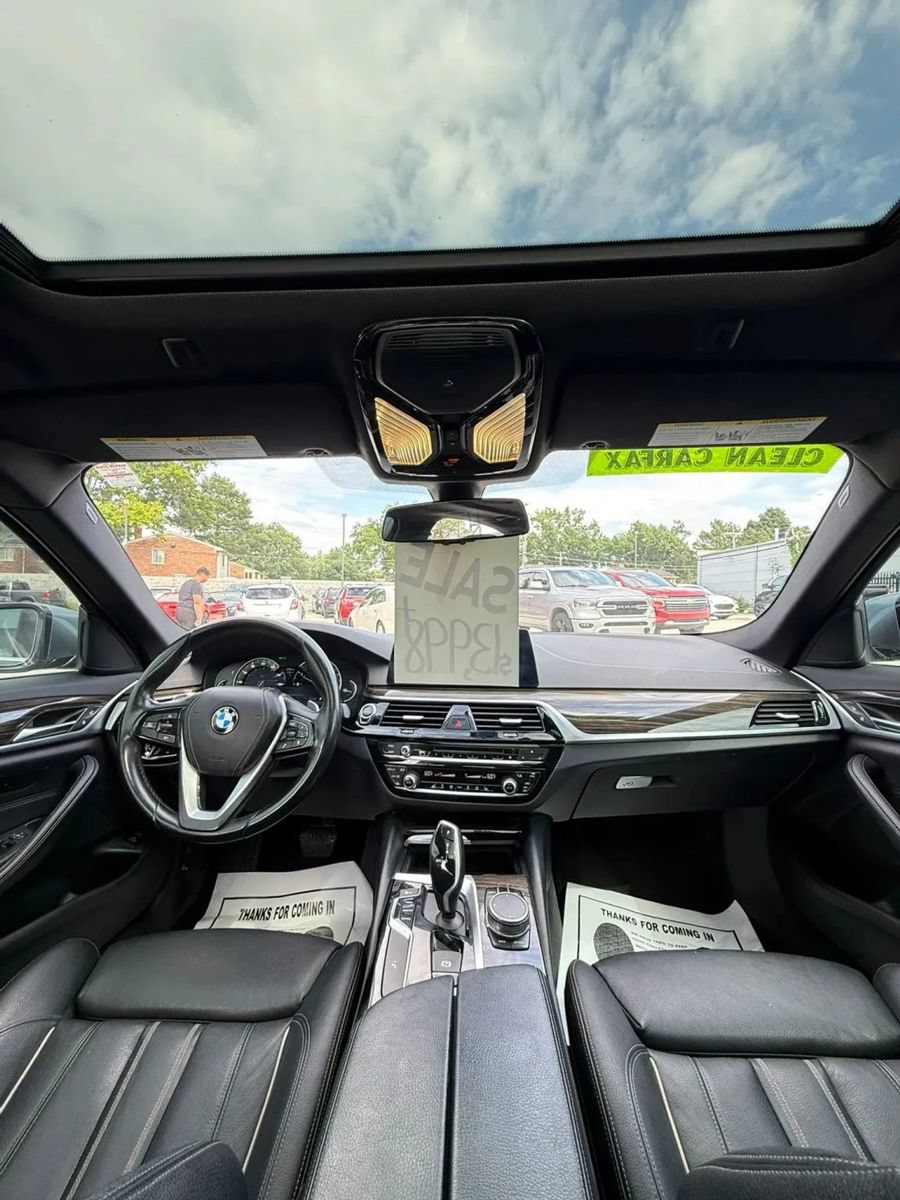 Used 2018 BMW 530i RWD image 13