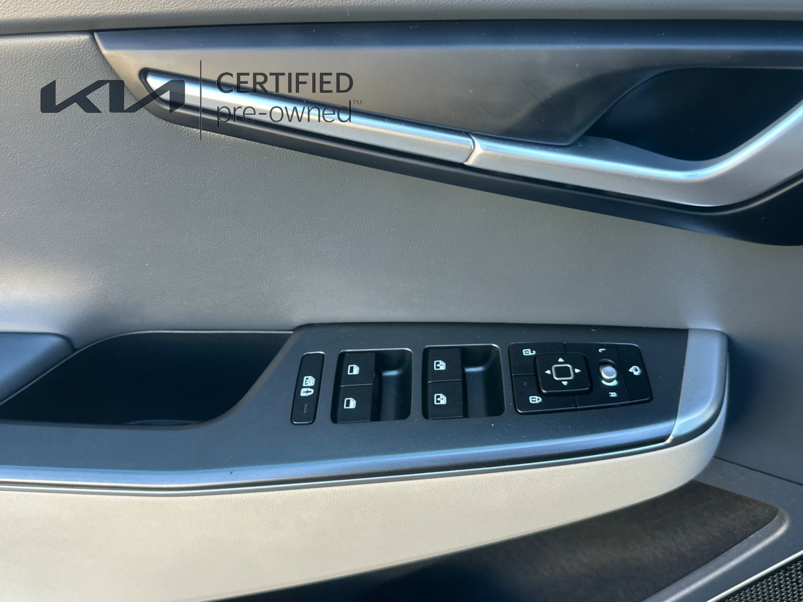 Certified 2024 Kia EV6 Wind w/ Wind Technology Package RWD image 12