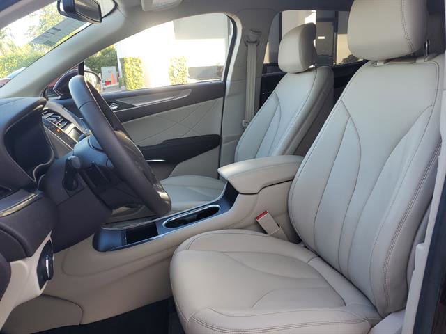 Used 2019 Lincoln MKC Premiere image 44