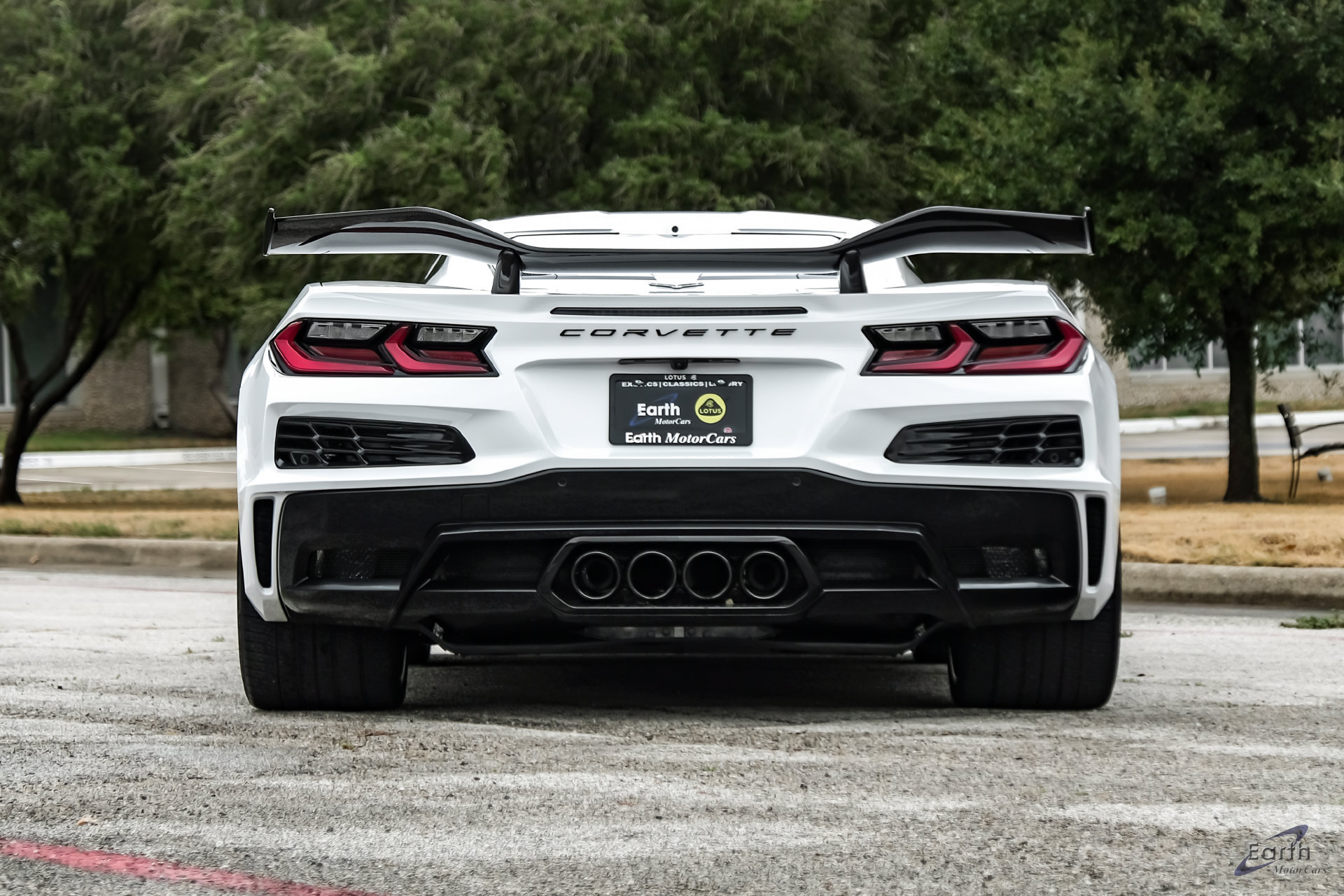 Used 2024 Chevrolet Corvette Z06 w/ Z07 Performance Package RWD image 15
