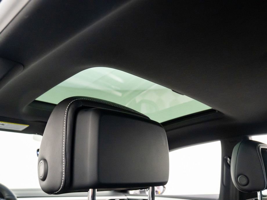 Used 2021 Volkswagen Arteon SEL Premium image 19