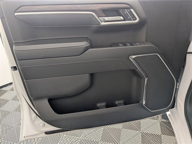 Certified 2025 GMC Sierra 1500 SLT image 10