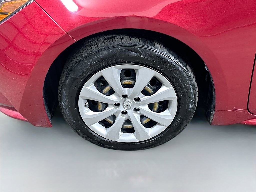 Used 2022 Toyota Corolla LE FWD image 8