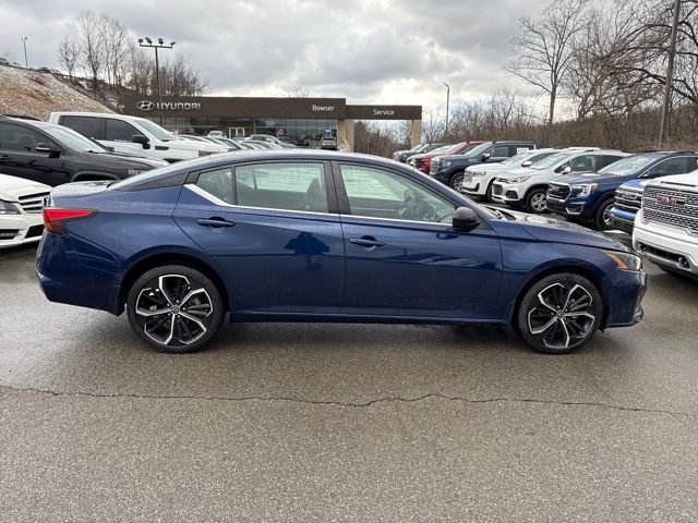 Certified 2024 Nissan Altima 2.5 SR image 6