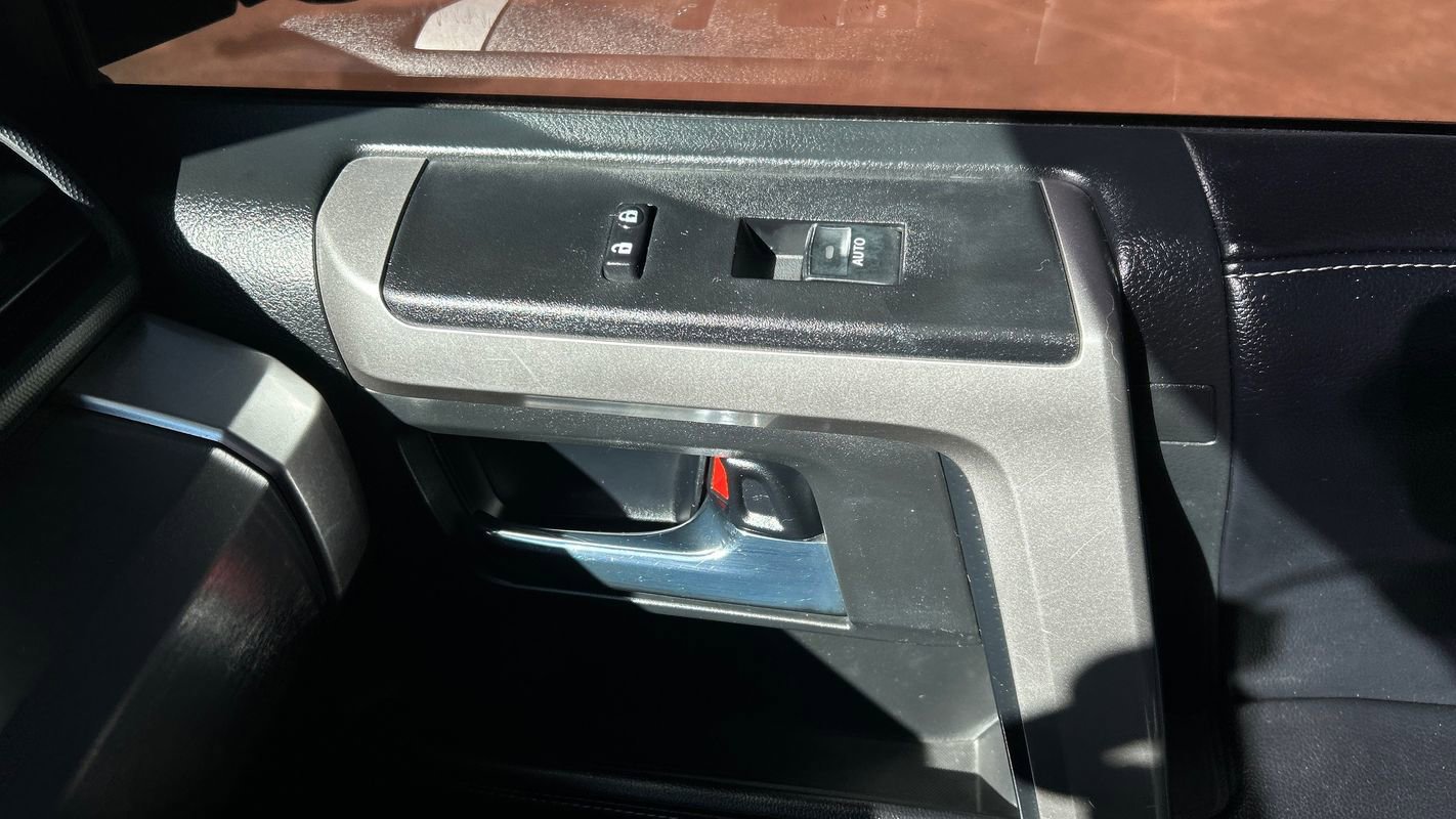 Used 2016 Toyota 4Runner SR5 image 35